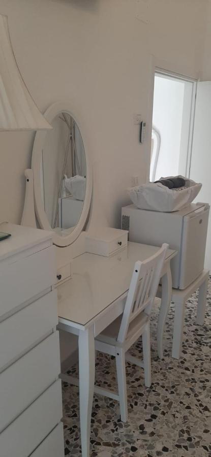 B&B La Maddalena Саммикеле-ди-Бари Экстерьер фото